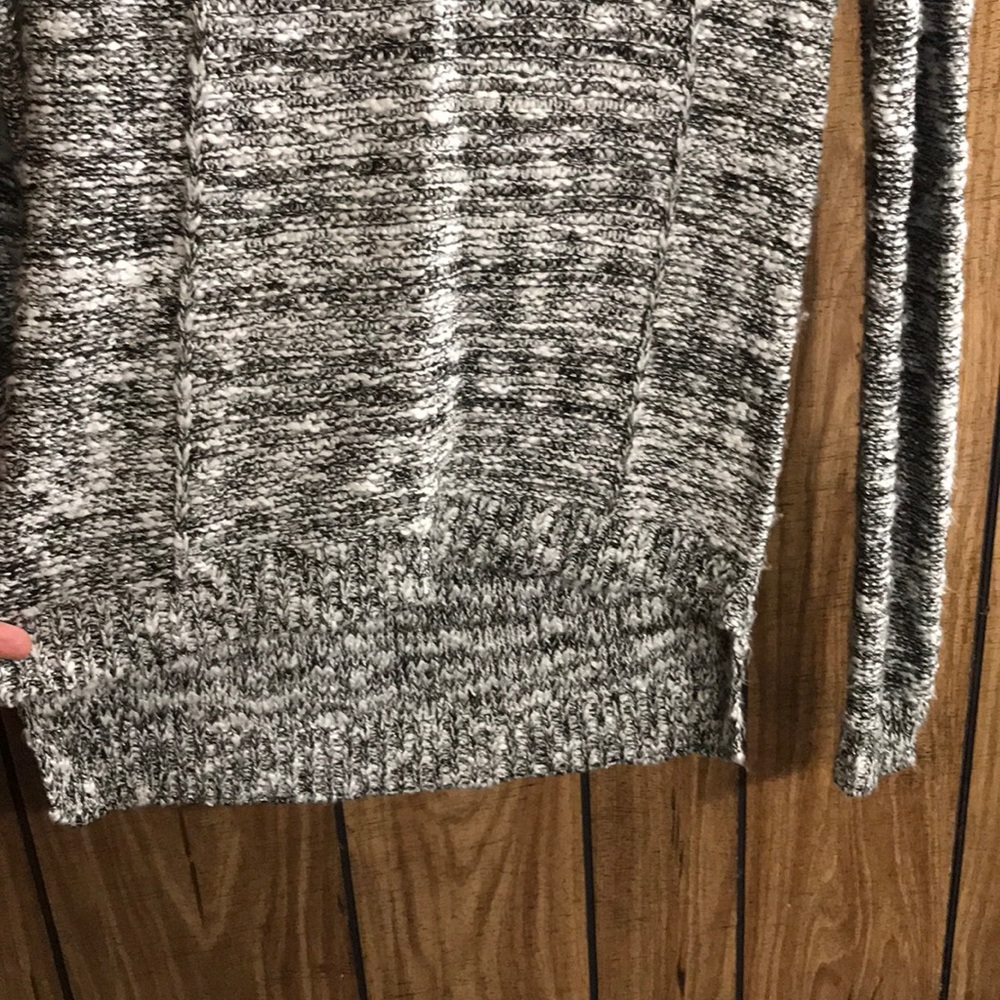 Sweater - Picture 2 of 3